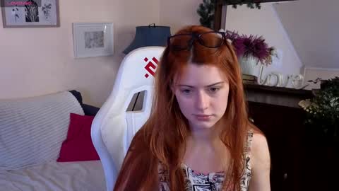 Your doll Lesli online show from January 14, 2025, 2:43 pm