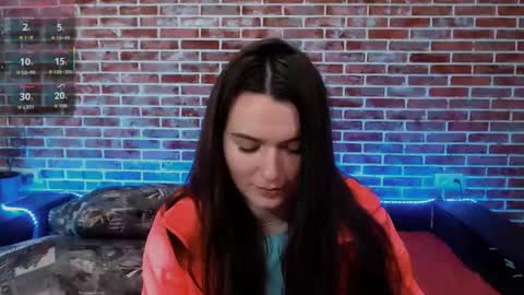 Jade online show from December 22, 2025, 6:43 am