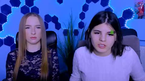 doll_vey online show from March 24, 2026, 8:14 pm