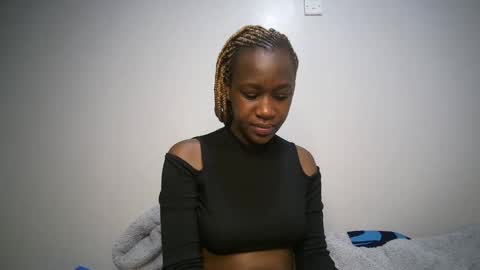 dollberry online show from December 13, 2024, 10:13 pm