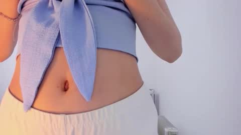 Snapshot of dollcedolly chatting on April 23, 2026, 9:08 am Eva online show from April 23, 2026, 9:08 am