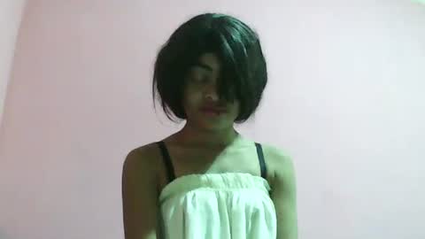 Snapshot of dollepoupee chatting on October 2, 2025, 6:20 am dollepoupee online show from October 2, 2025, 6:20 am