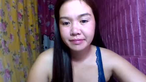 dolly_jane34 online show from October 8, 2025, 9:23 pm