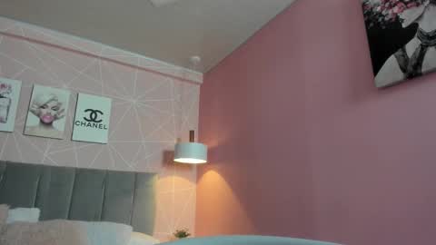 Snapshot of dolly_zoe chatting on September 29, 2025, 10:25 pm Call me Zoe online show from September 29, 2025, 10:25 pm