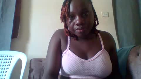 dollyvee online show from November 12, 2025, 11:21 am