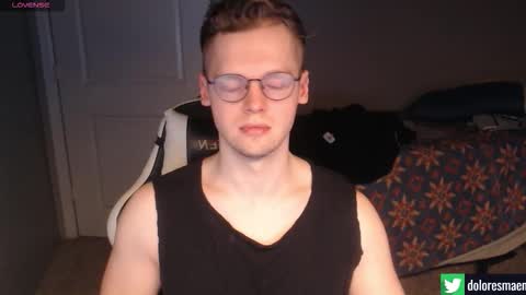 Snapshot of doloresman chatting on October 16, 2025, 9:32 am doloresman online show from October 16, 2025, 9:32 am