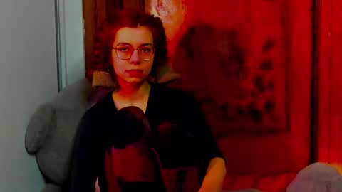 Dolores Sage online show from April 29, 2026, 9:21 pm