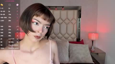 Snapshot of dolyconor chatting on June 2, 2026, 8:44 pm Dolly online show from June 2, 2026, 8:44 pm