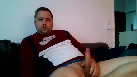 Snapshot of dombio_12 chatting on September 23, 2025, 4:21 pm dombio_12 online show from September 23, 2025, 4:21 pm