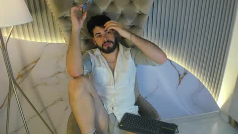 Snapshot of domboy_ chatting on May 16, 2026, 9:02 pm domboy online show from May 16, 2026, 9:02 pm