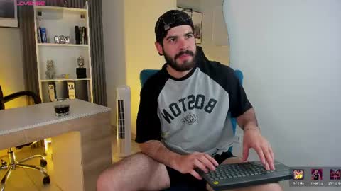 Snapshot of domboy_ chatting on July 29, 2026, 8:18 pm domboy online show from July 29, 2026, 8:18 pm