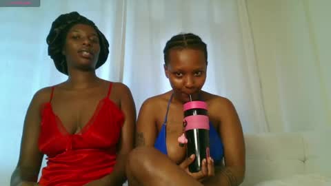 Snapshot of domecesy chatting on June 4, 2026, 11:49 am Amarie noels online show from June 4, 2026, 11:49 am