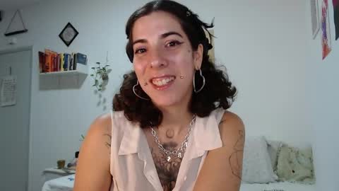 Snapshot of domenica_dos_ouros chatting on March 31, 2026, 10:54 pm sweet domme online show from March 31, 2026, 10:54 pm