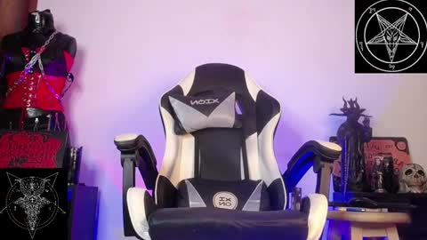 Lilith online show from November 26, 2025, 6:36 am