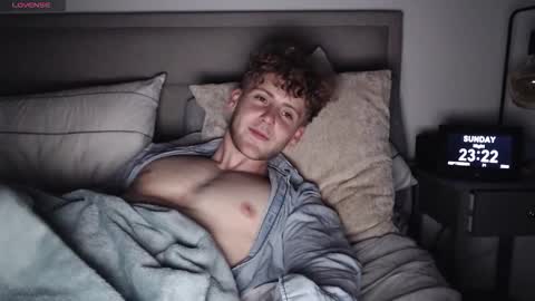 Alex...  online show from September 21, 2025, 10:22 pm