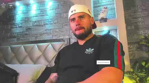 Snapshot of dominic_de_luca chatting on September 17, 2025, 3:08 am dominic de luca online show from September 17, 2025, 3:08 am