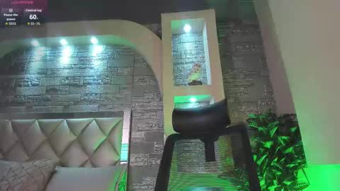Snapshot of dominic_de_luca chatting on September 25, 2025, 3:32 am dominic de luca online show from September 25, 2025, 3:32 am