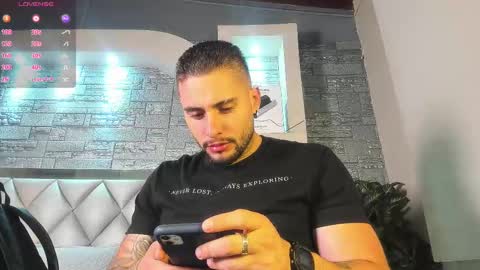 Snapshot of dominic_de_luca chatting on October 7, 2025, 2:53 am dominic de luca online show from October 7, 2025, 2:53 am