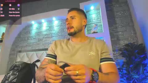 Snapshot of dominic_de_luca chatting on October 14, 2025, 3:29 am dominic de luca online show from October 14, 2025, 3:29 am