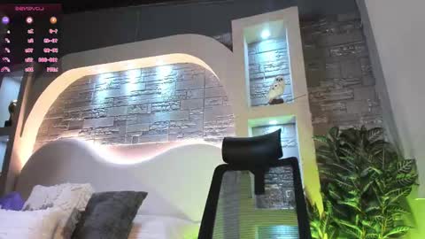 dominic de luca online show from November 13, 2025, 3:05 am