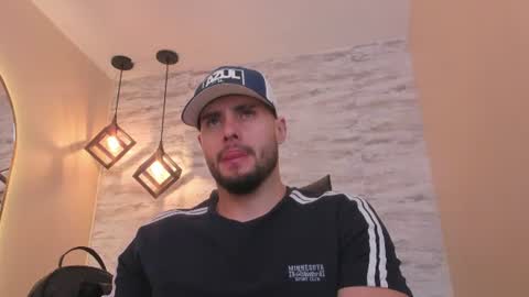 Snapshot of dominic_de_luca chatting on July 1, 2026, 11:01 am dominic de luca online show from July 1, 2026, 11:01 am