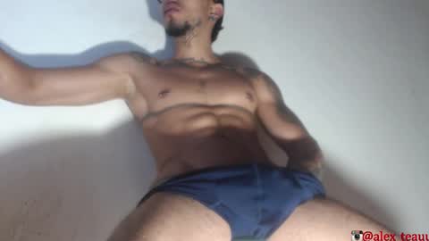 DOMI online show from November 23, 2025, 5:13 pm