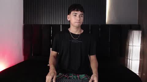 Dominic online show from December 19, 2025, 4:30 am