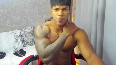 dominic_sg online show from June 14, 2026, 2:24 am
