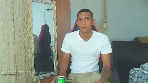 Snapshot of dominic_smith_ chatting on June 21, 2026, 2:36 am dominic_smith_ online show from June 21, 2026, 2:36 am