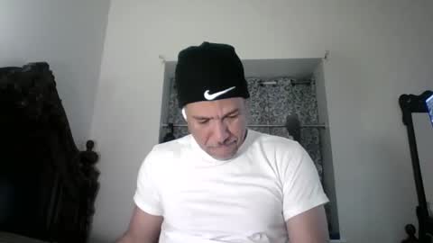 luis online show from April 4, 2026, 6:16 pm