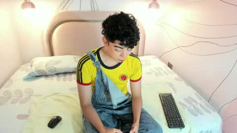 Snapshot of dominicjay_ chatting on July 7, 2026, 8:02 pm DOMINIC online show from July 7, 2026, 8:02 pm
