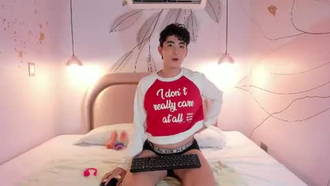 Snapshot of dominicjay_ chatting on July 9, 2026, 8:13 pm DOMINIC online show from July 9, 2026, 8:13 pm