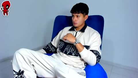  Dominic  online show from April 19, 2026, 1:16 am