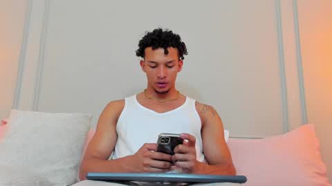 Snapshot of dominick_star chatting on January 11, 2025, 3:13 am Dominick Star online show from January 11, 2025, 3:13 am
