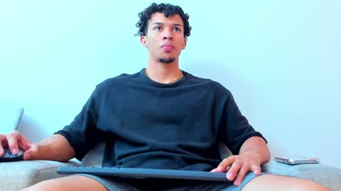 Snapshot of dominick_star chatting on January 19, 2025, 4:54 am Dominick Star online show from January 19, 2025, 4:54 am