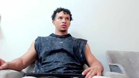 Snapshot of dominick_star chatting on February 1, 2025, 4:35 am Dominick Star online show from February 1, 2025, 4:35 am
