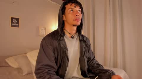 Snapshot of dominik_drake chatting on April 25, 2026, 12:41 pm Dominik Drake online show from April 25, 2026, 12:41 pm