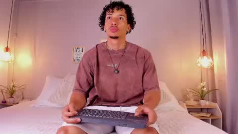 Snapshot of dominik_drake chatting on June 20, 2026, 12:41 pm Dominik Drake online show from June 20, 2026, 12:41 pm