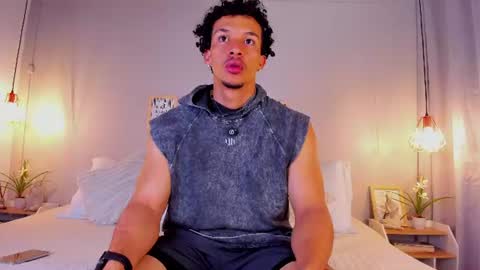 Snapshot of dominik_drake chatting on July 4, 2026, 12:55 pm Dominik Drake online show from July 4, 2026, 12:55 pm