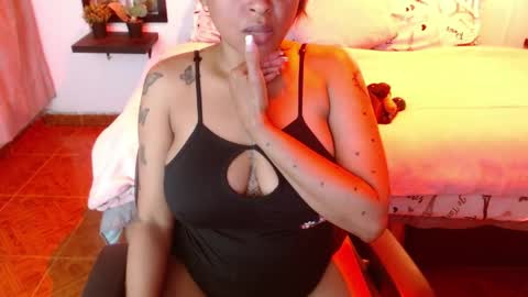 Snapshot of domink_gilr chatting on May 24, 2026, 8:47 pm D O M I N K online show from May 24, 2026, 8:47 pm