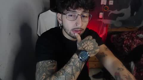 dominus_kane online show from November 4, 2025, 2:54 am