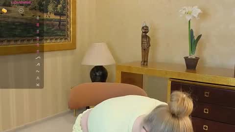 Macy online show from November 23, 2025, 6:13 am