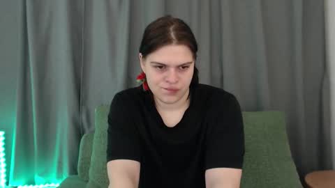 dona_mafia online show from November 13, 2025, 11:47 pm