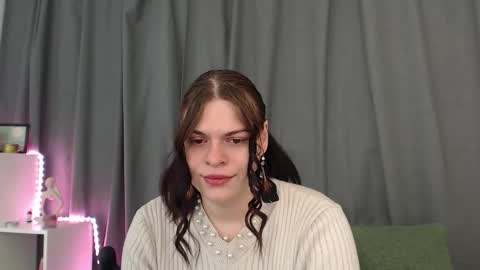 dona_mafia online show from November 30, 2025, 11:20 pm