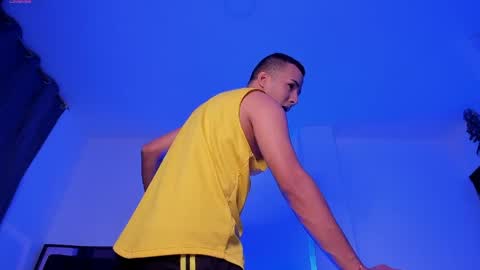 Donat Independent Model online show from April 20, 2026, 4:26 am