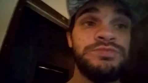 donglish718856 online show from December 2, 2025, 9:03 am