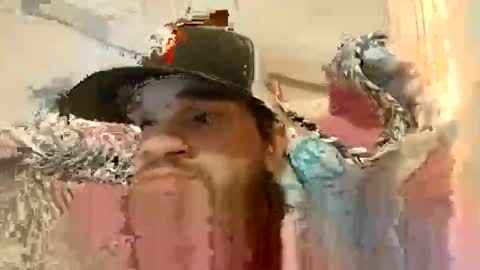 donglish718856 online show from December 5, 2025, 8:27 pm