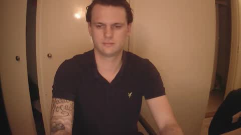 Snapshot of donn053 chatting on April 8, 2026, 7:25 pm Papi online show from April 8, 2026, 7:25 pm