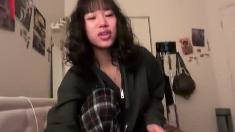 D2Creamy online show from January 23, 2025, 10:44 pm