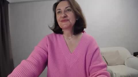 Tatiana 43 curvy sexy body and Joanna redhead 39 years online show from February 8, 2026, 7:39 pm